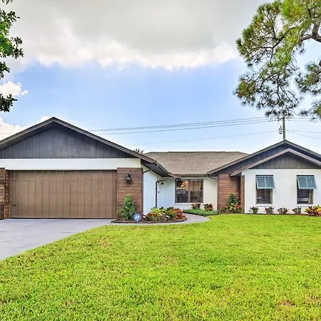 Upscale Bradenton Rental About 5 Mi To Beach!